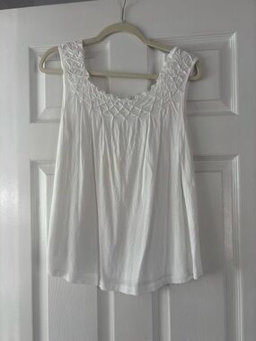 Women’s White Sleeveless Smocked Yoke Tank Top